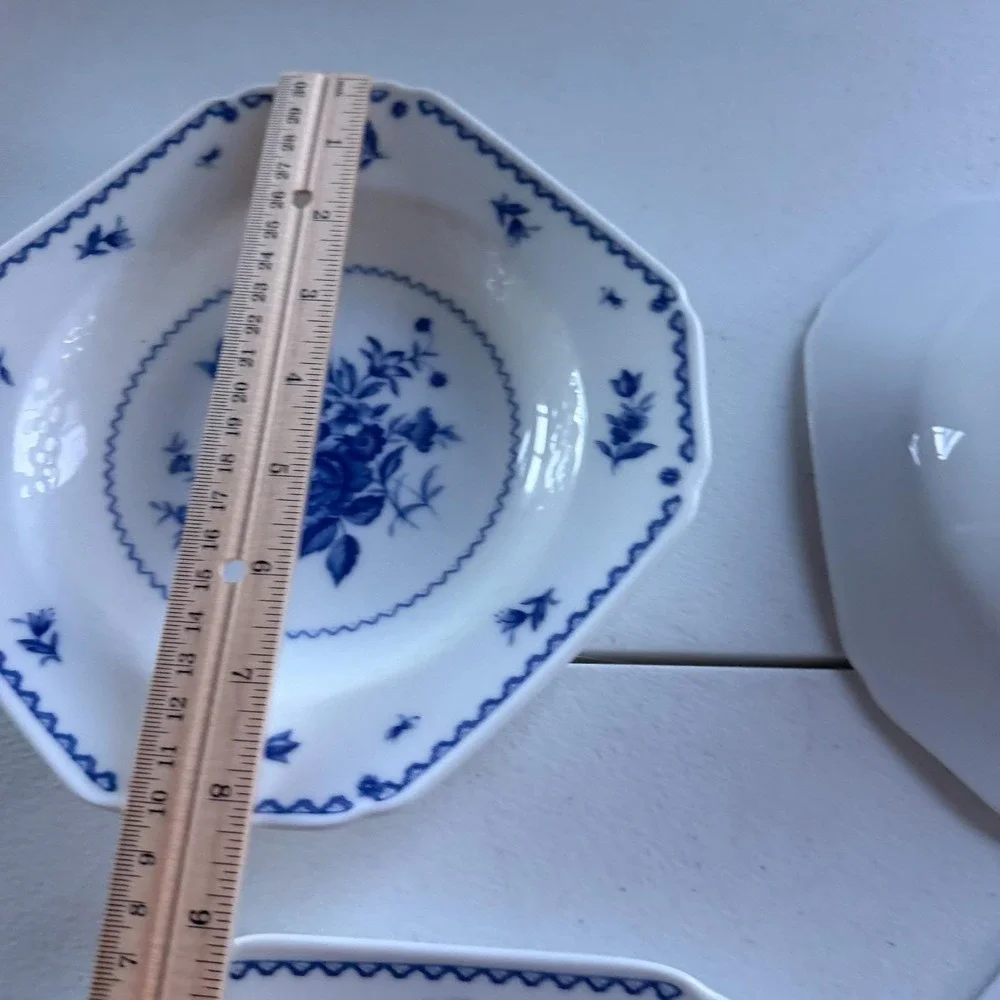 Set of 4 Square Royal Tatung 8